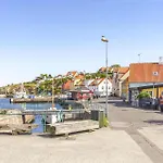 Sopark Lejl 56 * Gudhjem